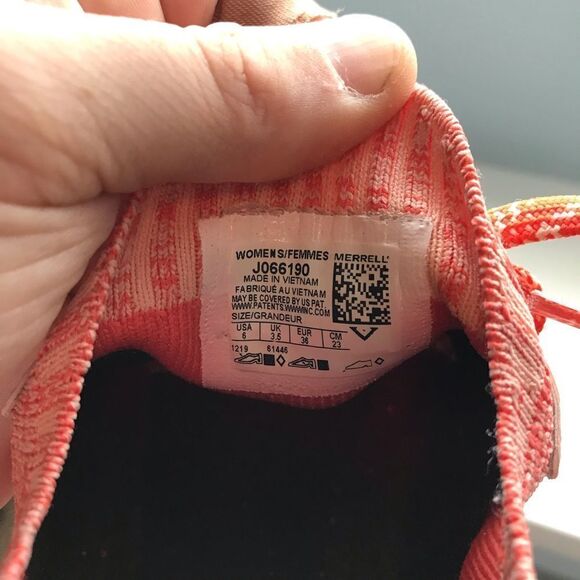 Merrell vibram sole sneakers - Picture 6 of 6